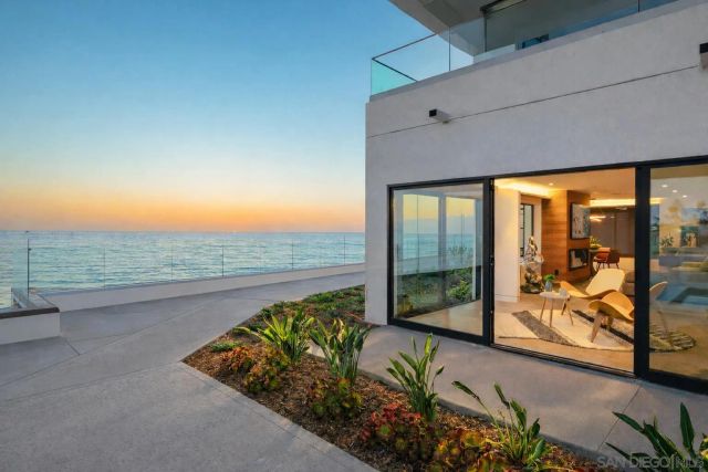 100 S Coast Blvd 104, La Jolla, CA 92037