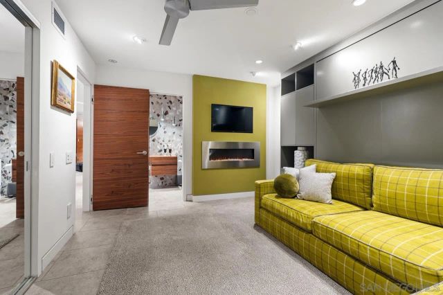 100 S Coast Blvd 104, La Jolla, CA 92037