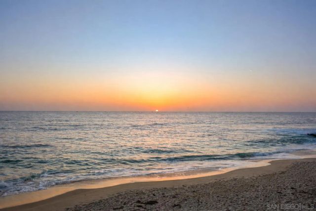 100 S Coast Blvd 104, La Jolla, CA 92037