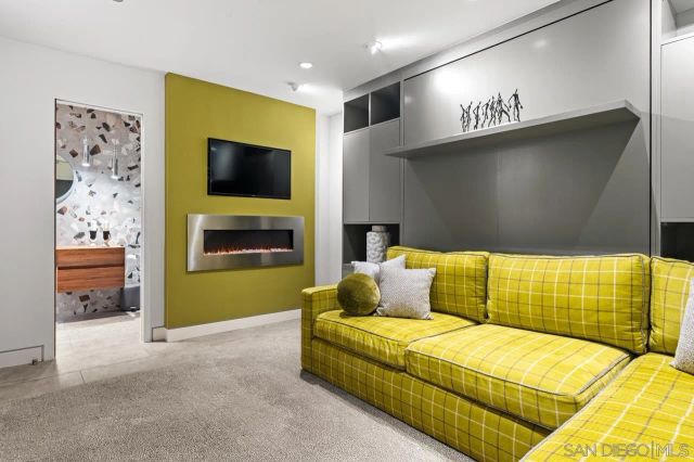 100 S Coast Blvd 104, La Jolla, CA 92037