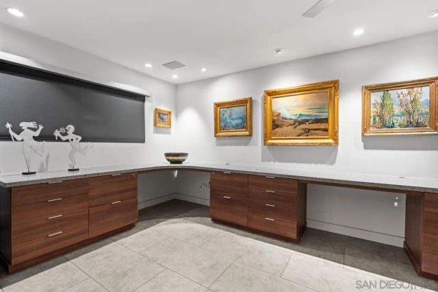 100 S Coast Blvd 104, La Jolla, CA 92037