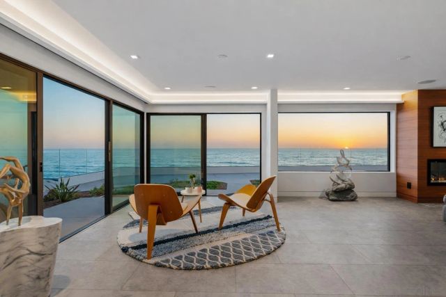 100 S Coast Blvd 104, La Jolla, CA 92037