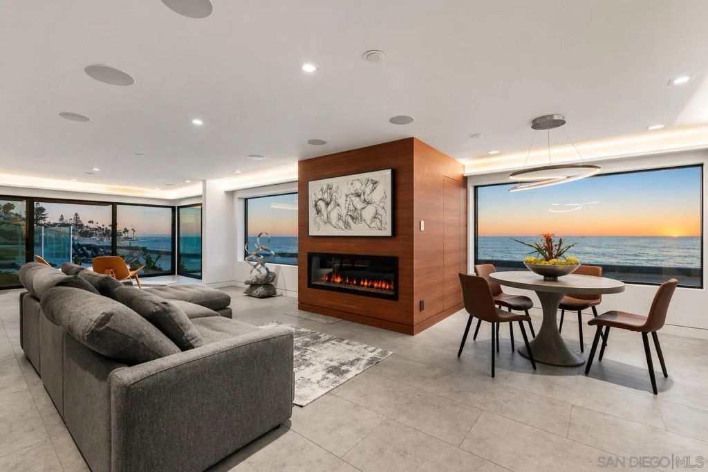 100 S Coast Blvd 104, La Jolla, CA 92037