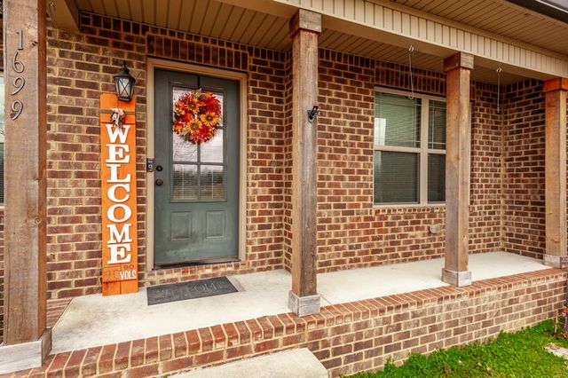 1699 Rapids Rd, Portland, TN 37148