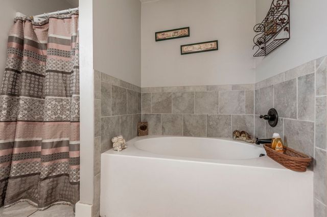 1699 Rapids Rd, Portland, TN 37148