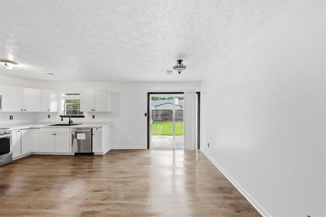 608 Crestmont Court, Jonesboro, GA 30238