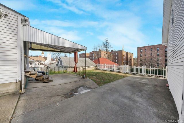 28 Crescent Place, Yonkers, NY 10704