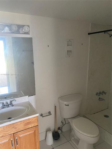 16950 W Dixie Hwy A-529, North Miami Beach, FL 33160