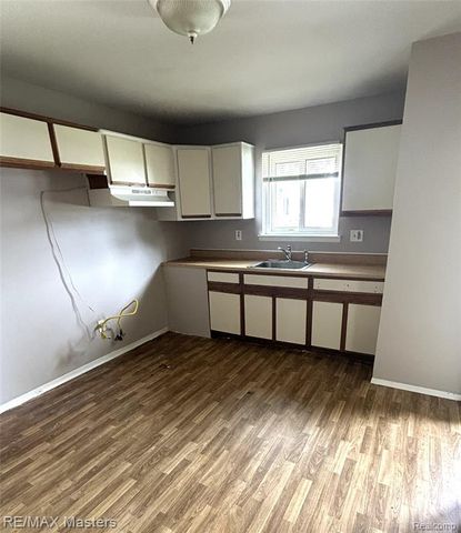 4210 Hazel Avenue, Lincoln Park, MI 48146