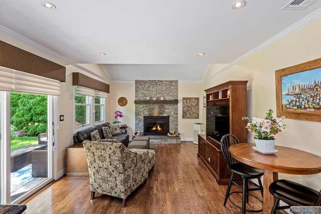 35 Pine Ridge Drive, Smithtown, NY 11787