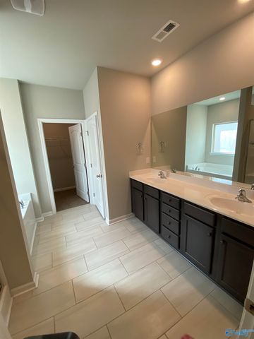 14980 Westmeade Lane, Athens, AL 35613