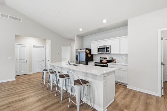 210 SW Prairie Trail Parkway, Ankeny, IA 50023