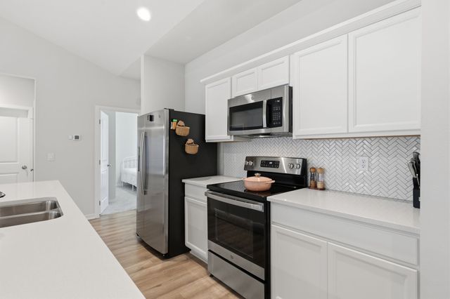 210 SW Prairie Trail Parkway, Ankeny, IA 50023