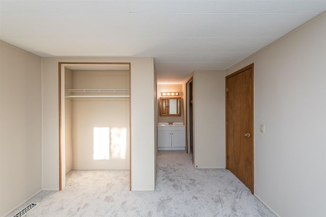 19820 Ivey Road, Chelsea, MI 48118