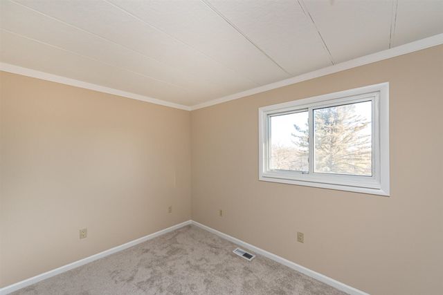 19820 Ivey Road, Chelsea, MI 48118