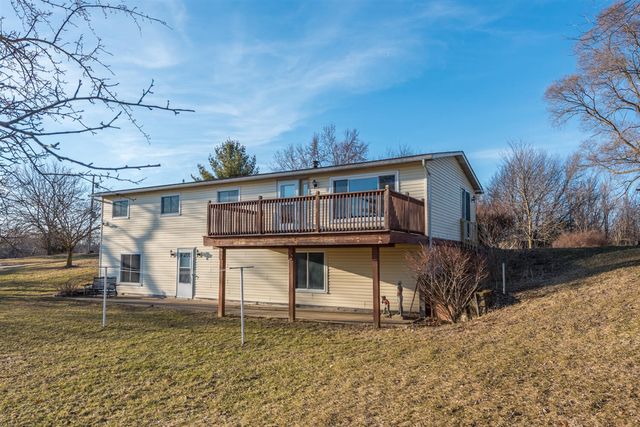 19820 Ivey Road, Chelsea, MI 48118