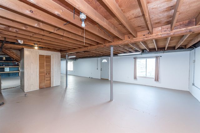 19820 Ivey Road, Chelsea, MI 48118