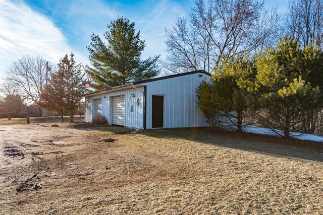 19820 Ivey Road, Chelsea, MI 48118