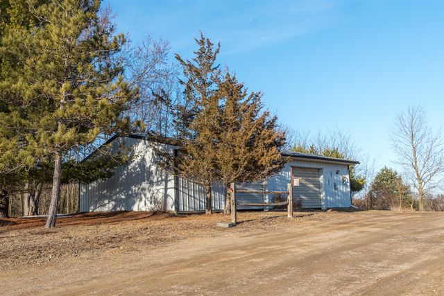 19820 Ivey Road, Chelsea, MI 48118