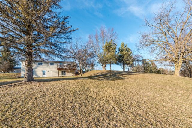19820 Ivey Road, Chelsea, MI 48118