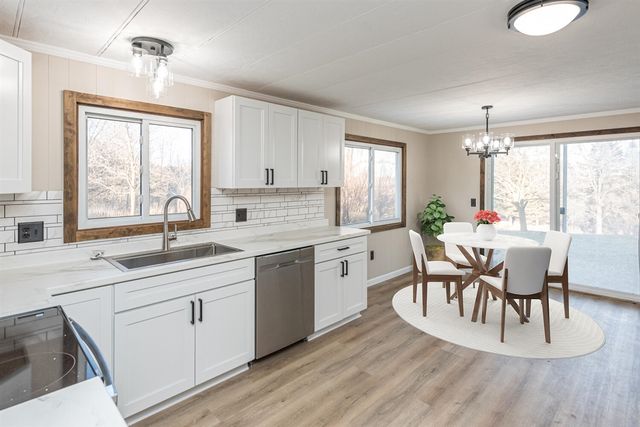 19820 Ivey Road, Chelsea, MI 48118