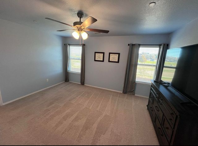 2212 Greystone Drive, Denton, TX 76207