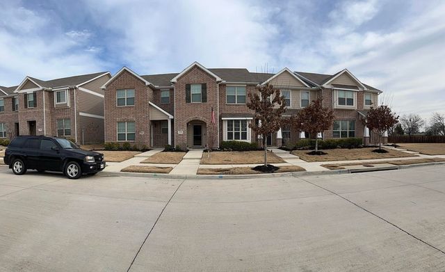 2212 Greystone Drive, Denton, TX 76207