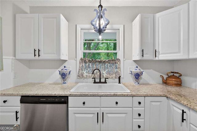 558 Boyds Drive SE, Marietta, GA 30067