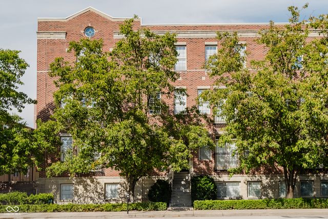 420 E Ohio Street A, Indianapolis, IN 46204