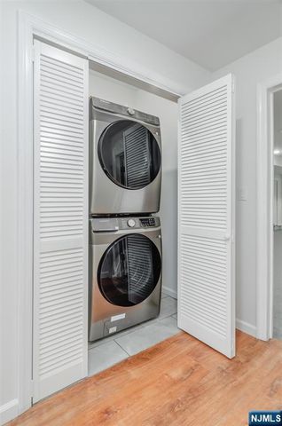 85 Myrtle Avenue, Jersey City, NJ 07305