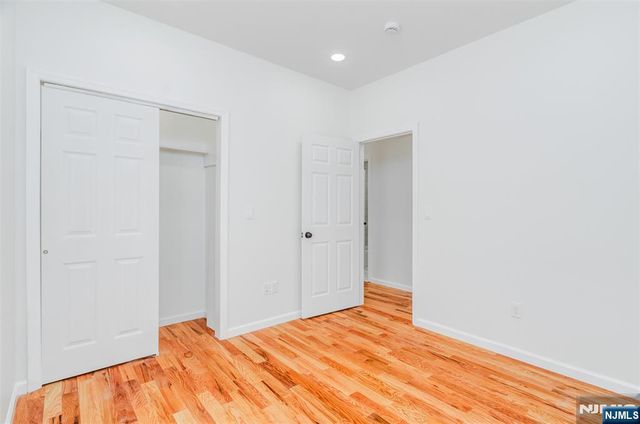 85 Myrtle Avenue, Jersey City, NJ 07305