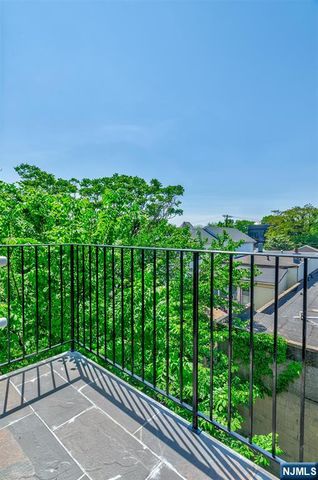 85 Myrtle Avenue, Jersey City, NJ 07305