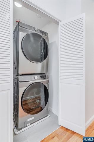 85 Myrtle Avenue, Jersey City, NJ 07305