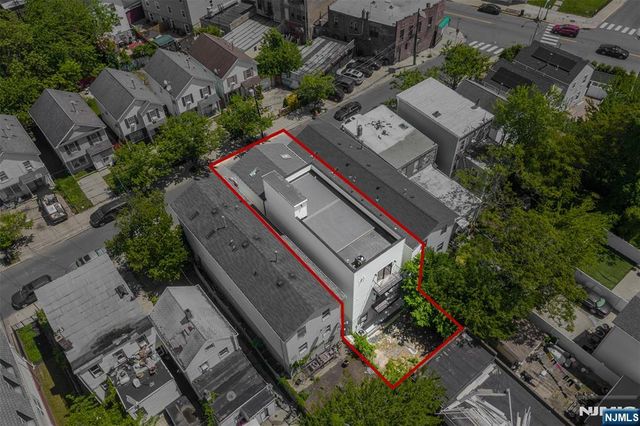 85 Myrtle Avenue, Jersey City, NJ 07305