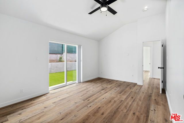 1800 S Dunsmuir Avenue, Los Angeles, CA 90019