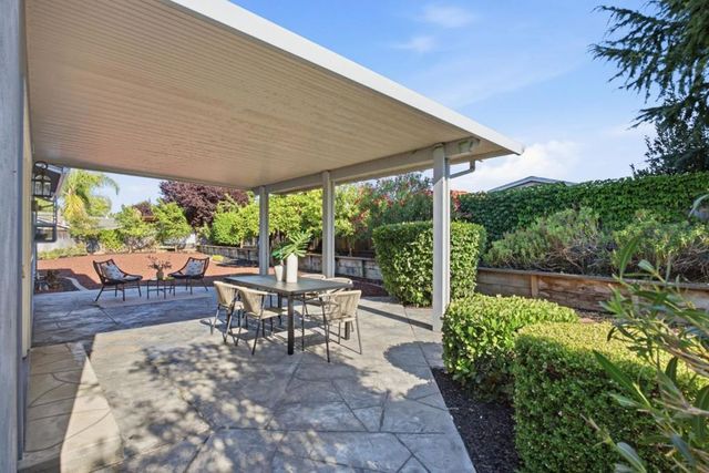 6088 Knoll Park Court, San Jose, CA 95120