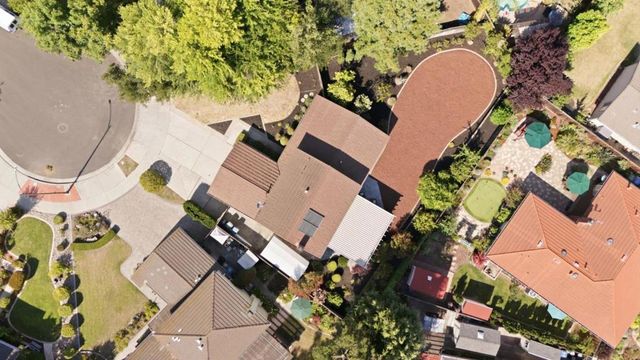 6088 Knoll Park Court, San Jose, CA 95120