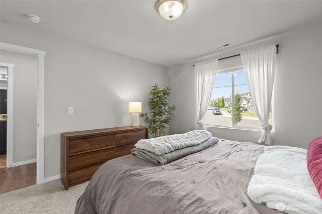 10824 185th Street E, Puyallup, WA 98374
