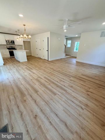 848 MAIL AVE, Woodbury, NJ 08096