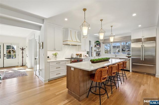 46 S Murray Avenue, Ridgewood, NJ 07450