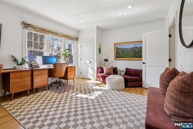 46 S Murray Avenue, Ridgewood, NJ 07450