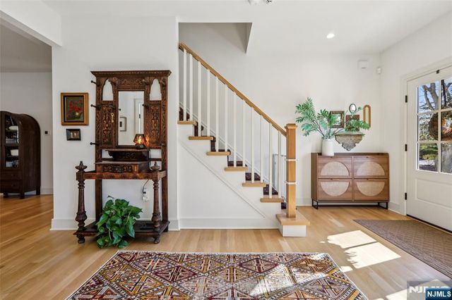 46 S Murray Avenue, Ridgewood, NJ 07450