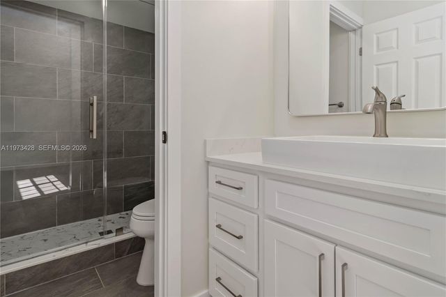 1411 Cottonwood Cir, Weston, FL 33326