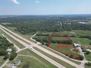 001 N 143rd East Avenue, Collinsville, OK 74021