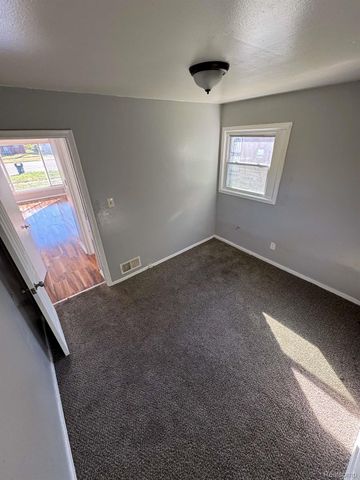 19961 Greenfield Road, Detroit, MI 48235
