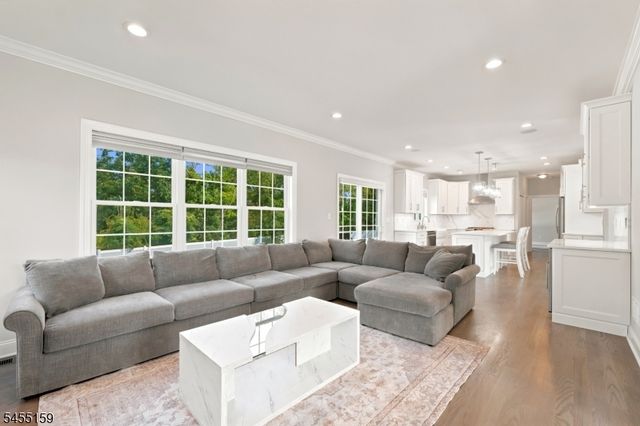 403 Sunnyside Ter, Bridgewater Twp., NJ 08807