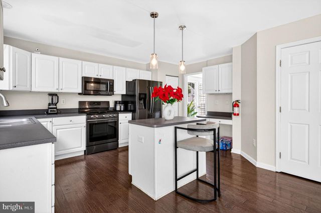 69 VANCE AVE, Sicklerville, NJ 08081