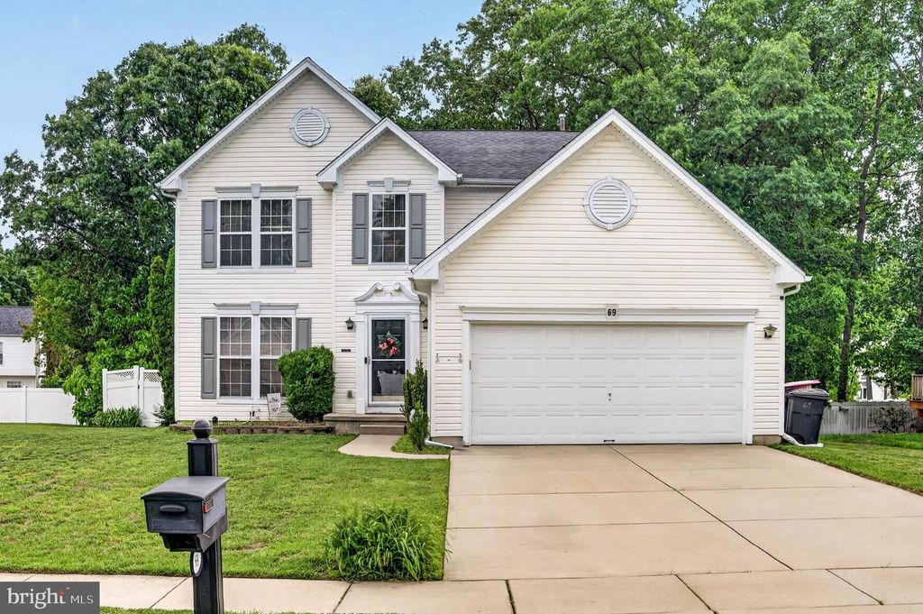69 VANCE AVE, Sicklerville, NJ 08081