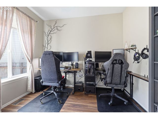 59470 OAK RIDGE St, St Helens, OR 97051
