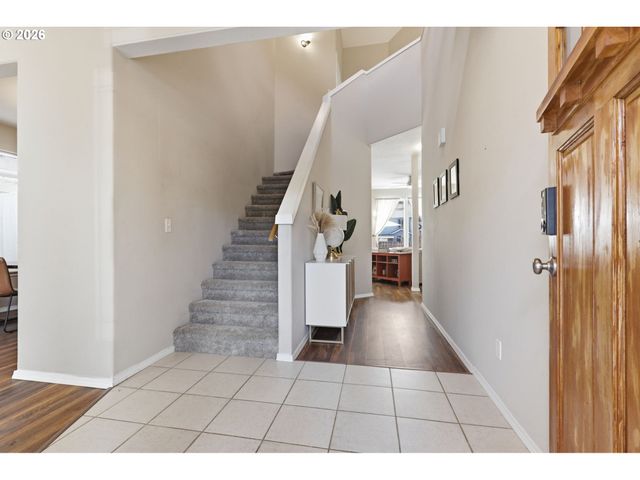 59470 OAK RIDGE St, St Helens, OR 97051